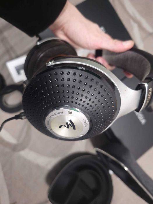 Casti Focal Elegia + Sheep Skin Pads