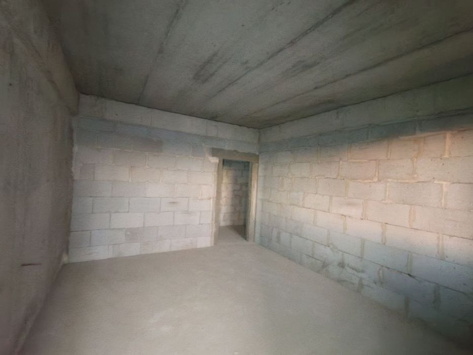 Продаётся новостройка в городе Чирчик.