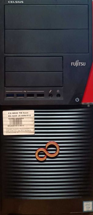 Продавам компютър Fujitsu CELSIUS W550 с монитор DELL P2419H