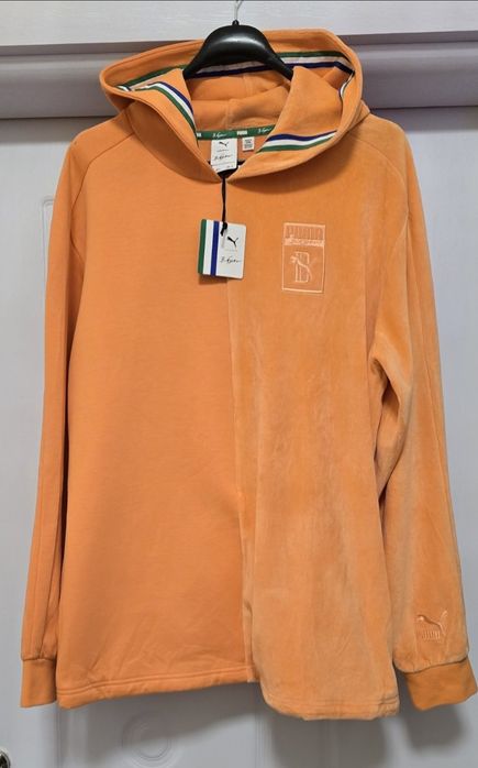 Нов със етикет.  Суитшърт оригинален.  Puma