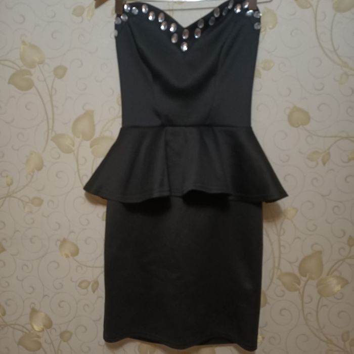 Платье вечернее для выпускного.