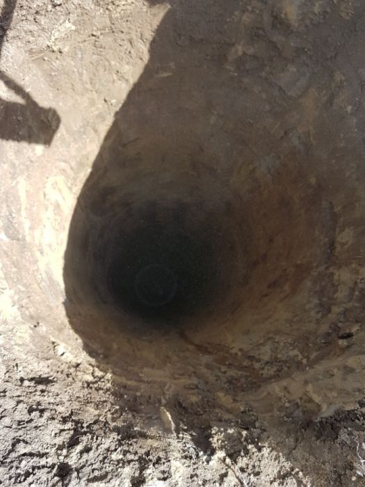 Fantani / fose mecanizat