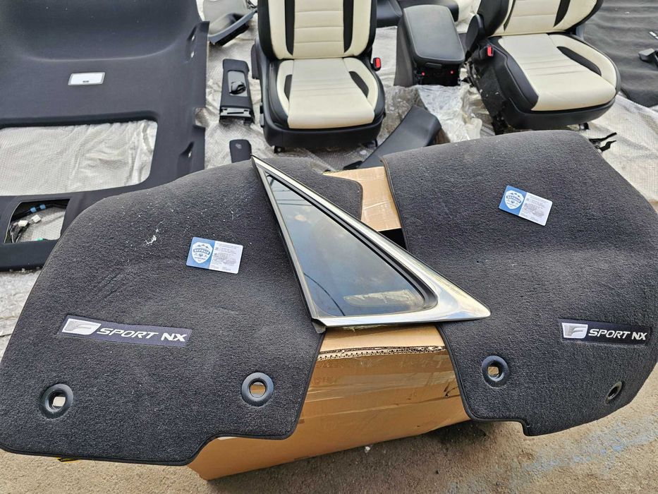 Форточка Lexus NX