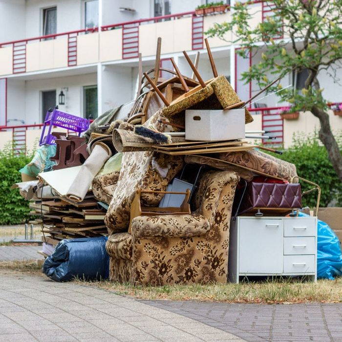 Debarasări și Evacuări