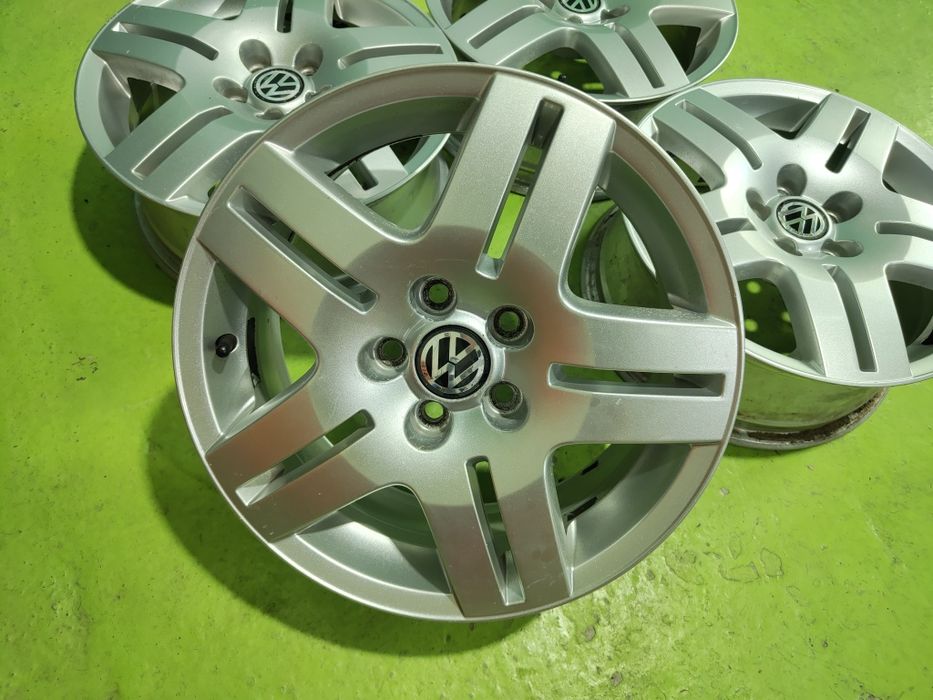 15 5x100 Vw Polo Skoda Fabia Seat лети джанти 5х100 шкода