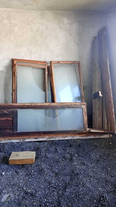 Крила от прозорци - 2 употреба /60 броя/ от 35-49 лв/ броя