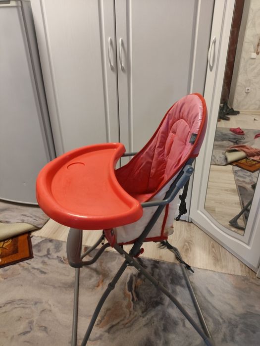 Обеденный детский столик