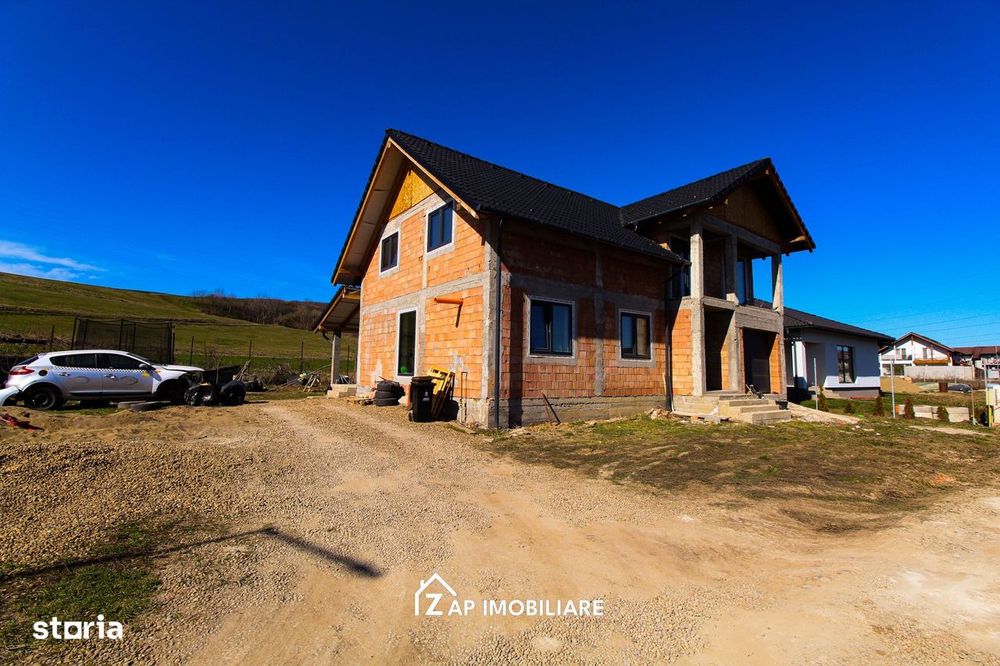 Casă 6 camere –195 mp utili –  P+M  Nazna – teren 644 mp