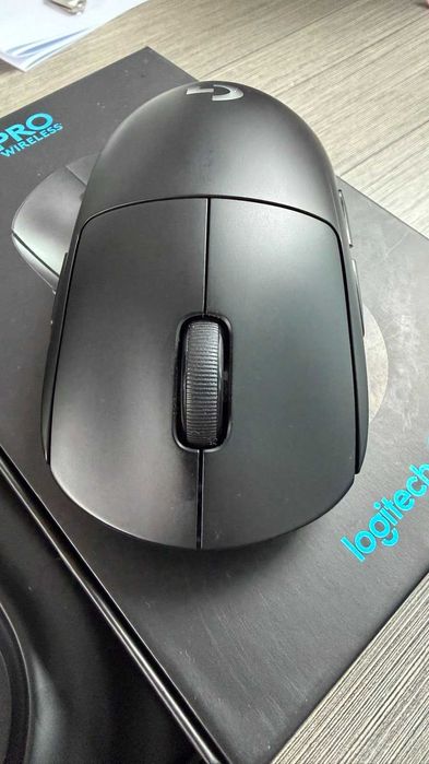 Мишка Logitech Pro Wireless