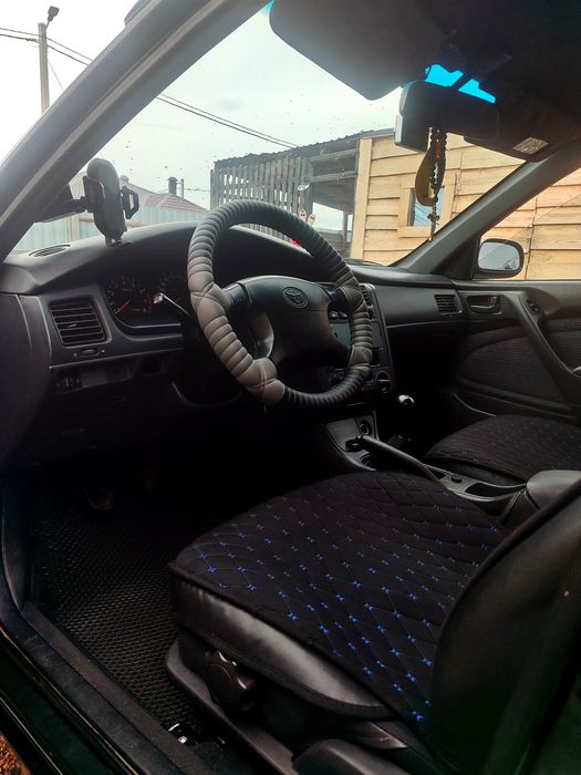 Toyota Carina E 1.6