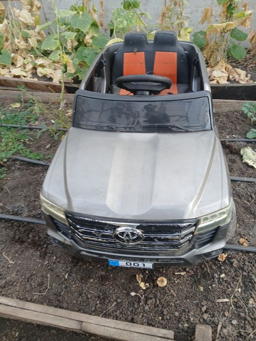 Продам детский машину