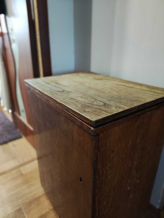 Швейная машинка ножная