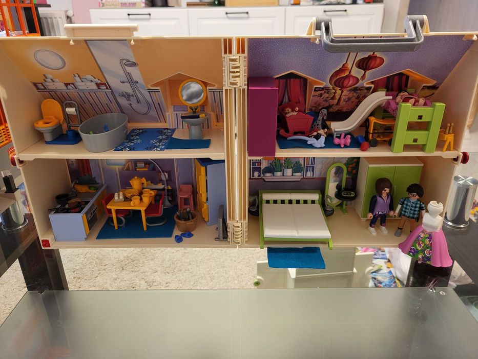 Seturi Playmobil de Craciun Iarna Casa familiei Scoala cu autobuzul
