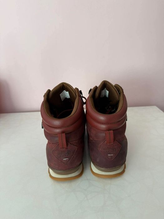 Обувки The North Face