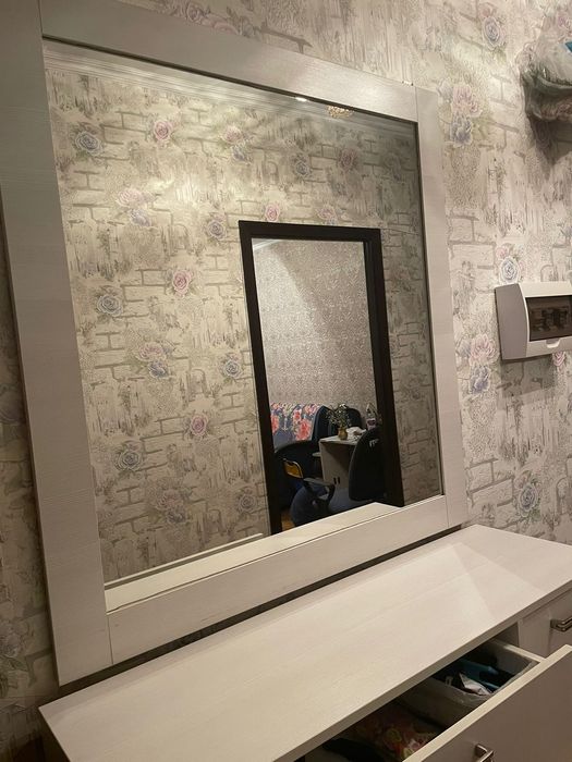 Тумба обувная с зеркалом