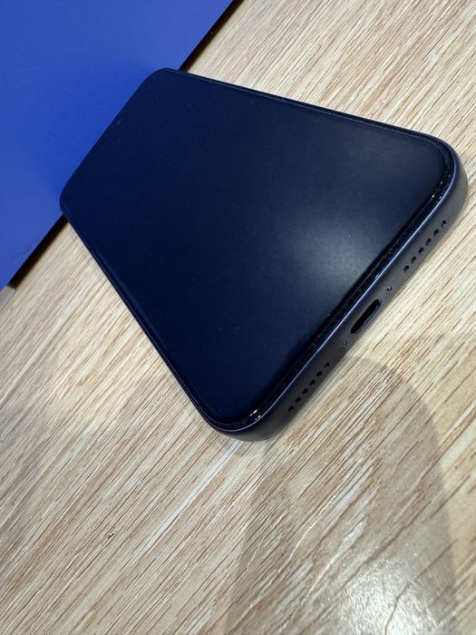 iPhone 17 Pro Max 512GB Deep Blue | Гаранция А1 | 96% Батерия (292 цикъла) | Пълен комплект + 2 кейса AmazingThing