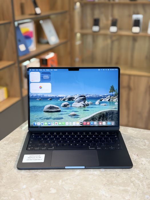 MacBook Air M2 — 512GB / PhoneLab