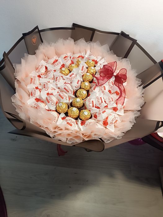 Buchet Raffaello și Fererro