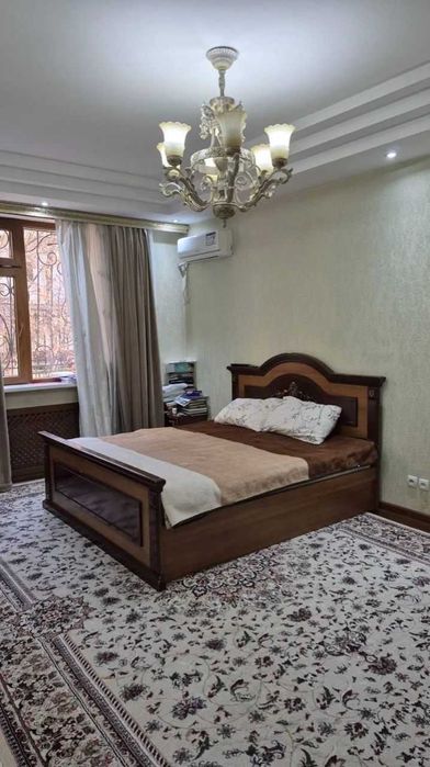 Юнусабад 17, 3/1/6 Новостройка кирпич Golden House 84м2