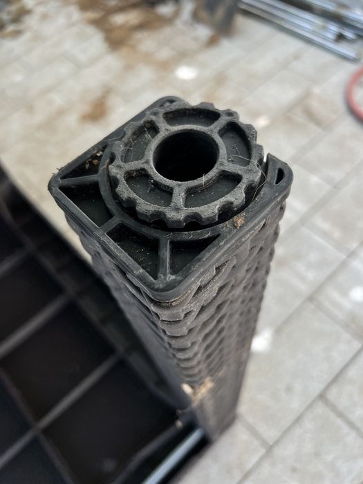 Садовая пластиковая мебель