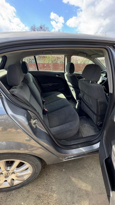 Opel Astra H 1.4 benzina + GPL