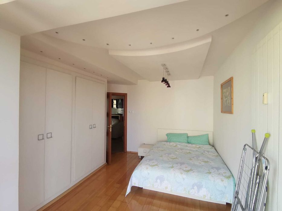 Apartament 3 camere , cu 2 bai (Garaj subteran inclus) de închiriat – Prima Nufărul