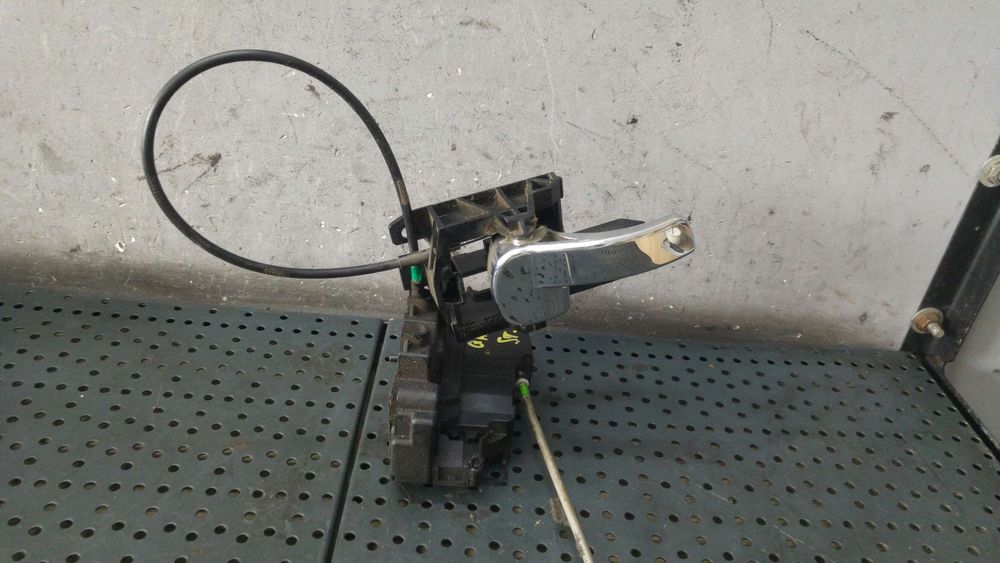 Maner interior cu broasca stanga spate nissan qashqai j10 nk10 jj10e