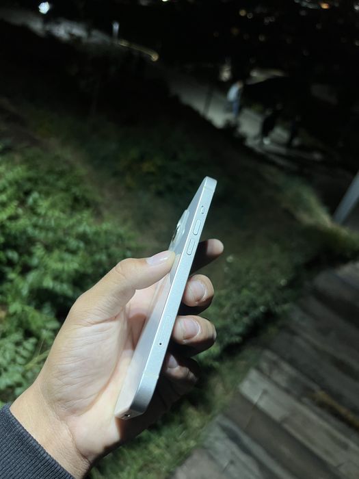 iPhone 13 128гб идеал