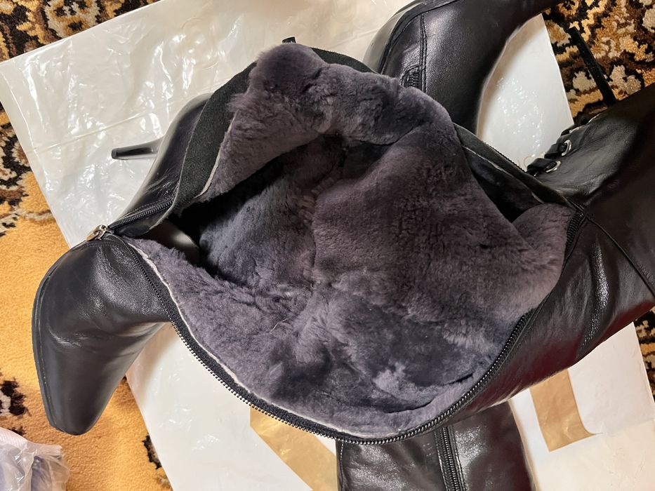 Сапоги шикарные разные-размер 37