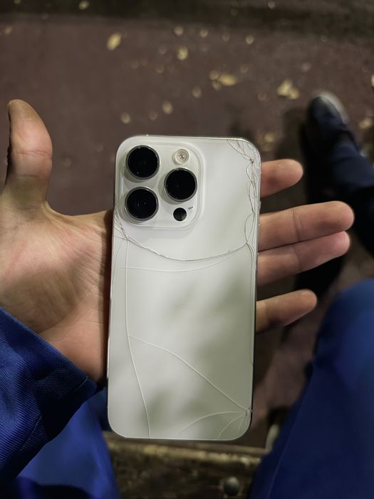 IPhone 15 pro без ремонт
