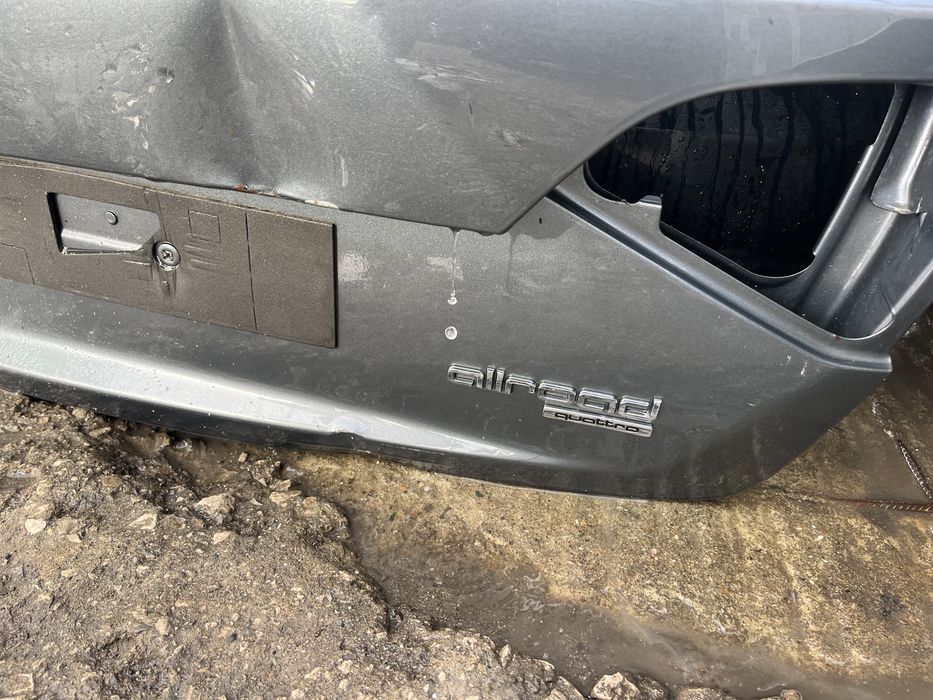 Капак,багажник Audi A4 B9 Allroad