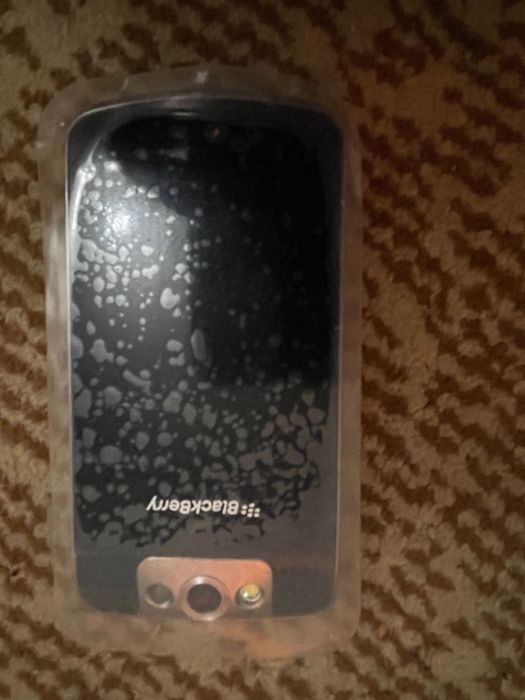 Новый Blackberry Rearl 8230 original perfectum