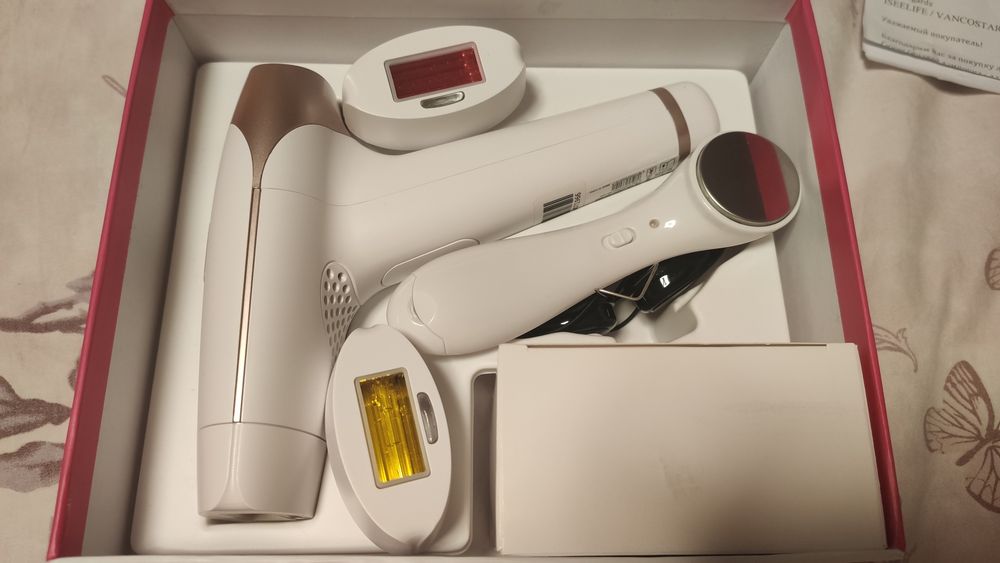 IPL Фотоeпилатор с подарък масажор за лице