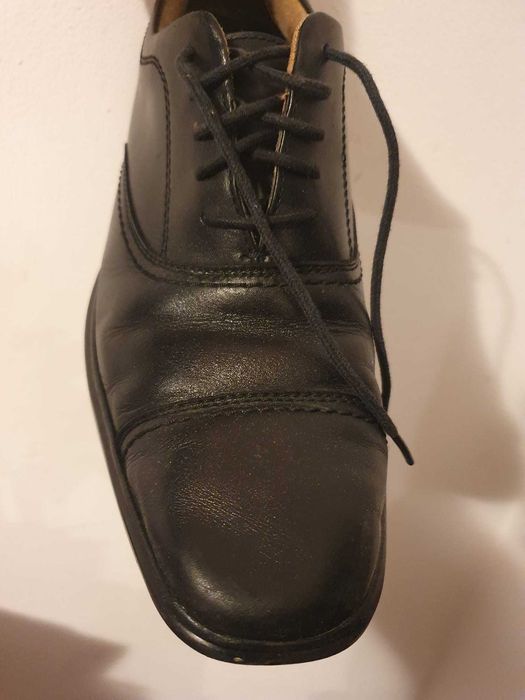 Pantofi piele naturală Clarks