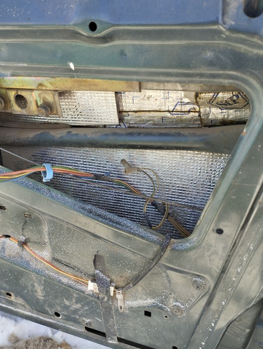 Автозапчасти Двери ВАЗ 2115