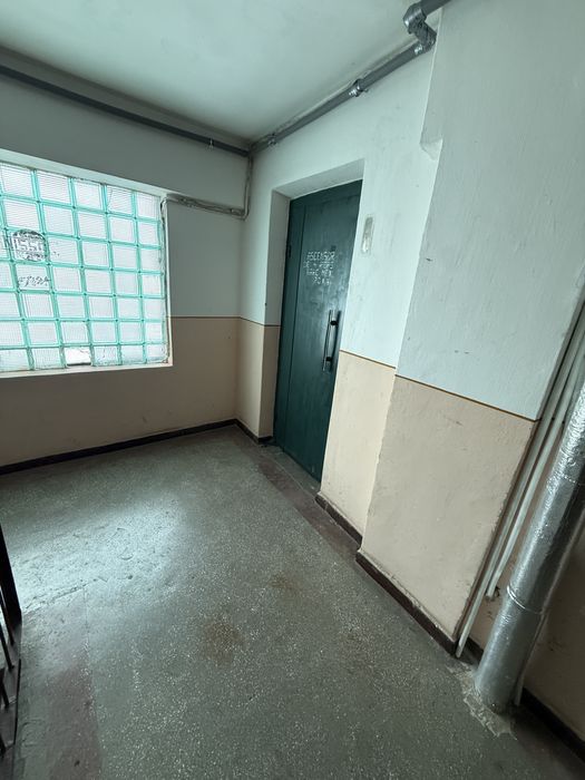 Ofer spre vanzare Apartament 4 Camere Micro 16 Etaj 2