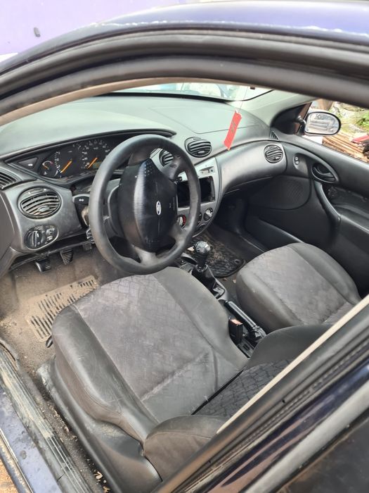 Форд Фокус 1.6 Ford Focus 1.6 на части