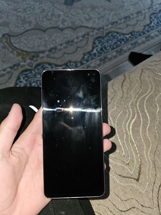 Samsung S10+ 128/8 гб