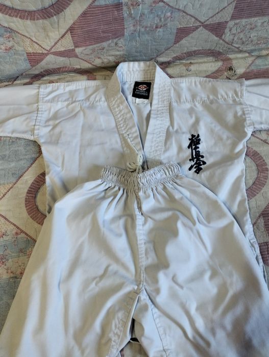 Продам амуницию для карате