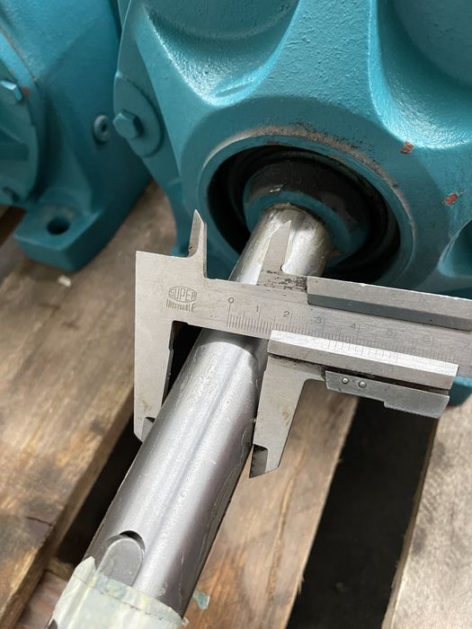 Нов цилиндричен редуктор