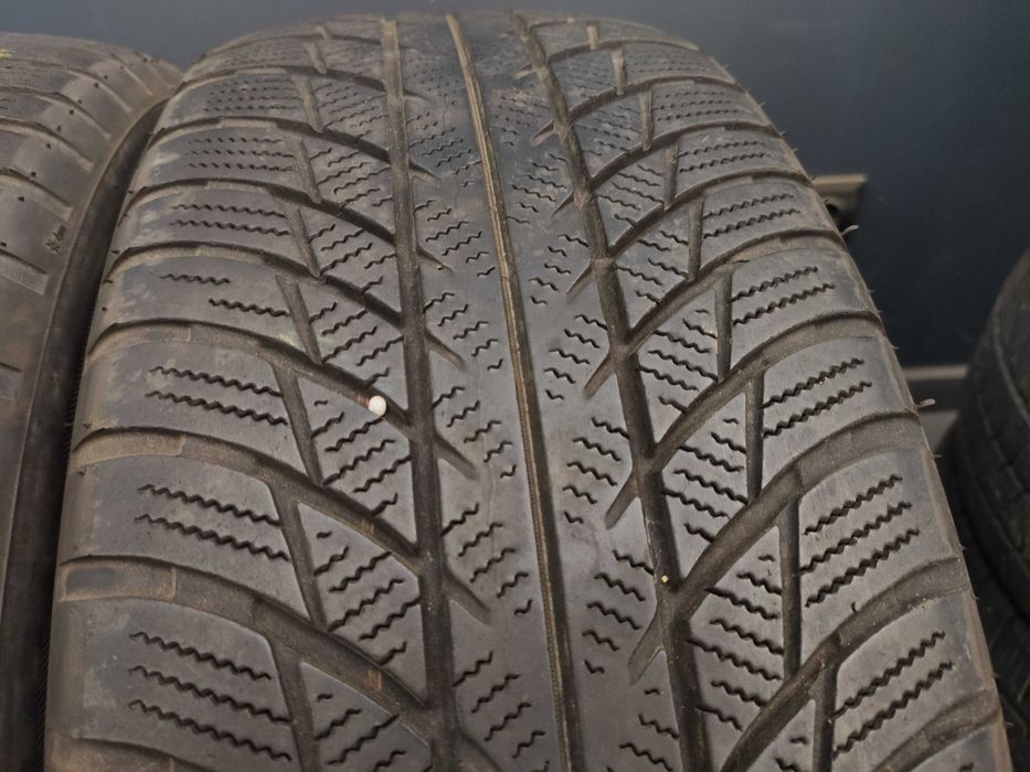 4бр Зимни Гуми 205 60 17 - Bridgestone