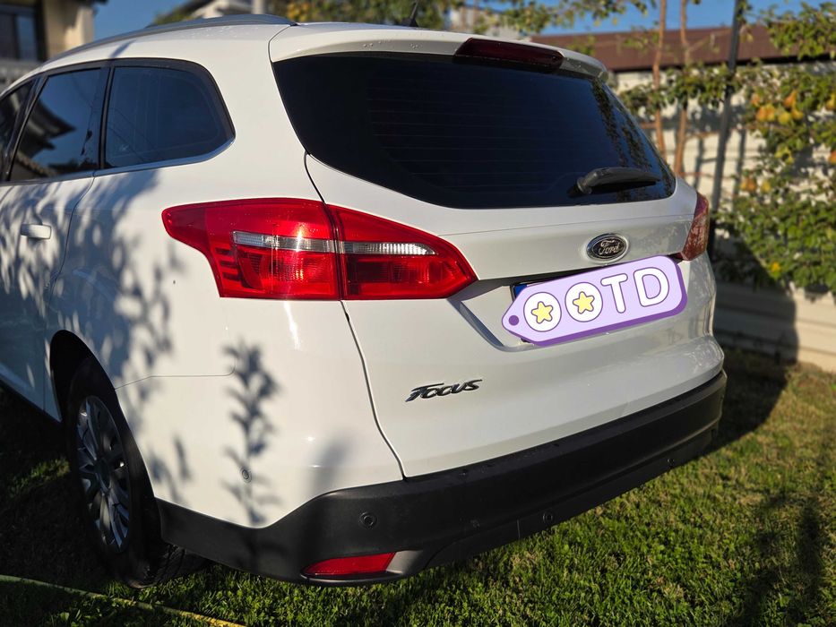 Ford Focus alb 2017