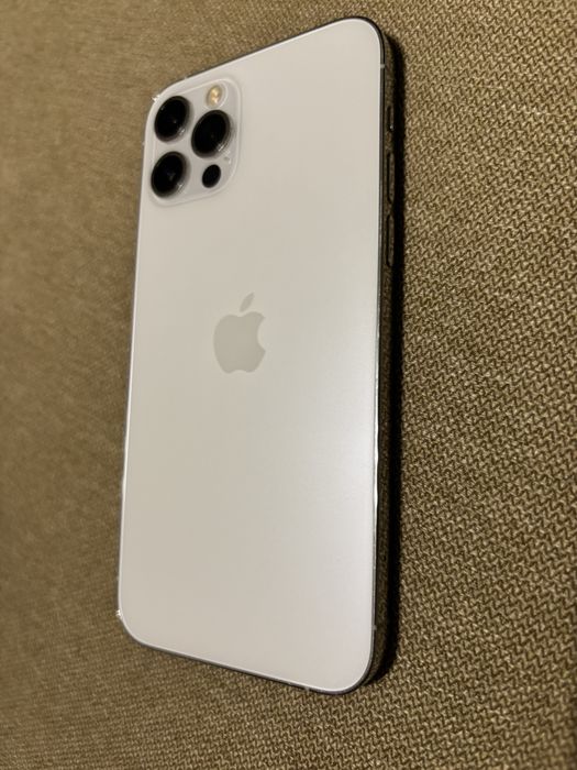 Iphone 12 pro смартфон б/у 256гб