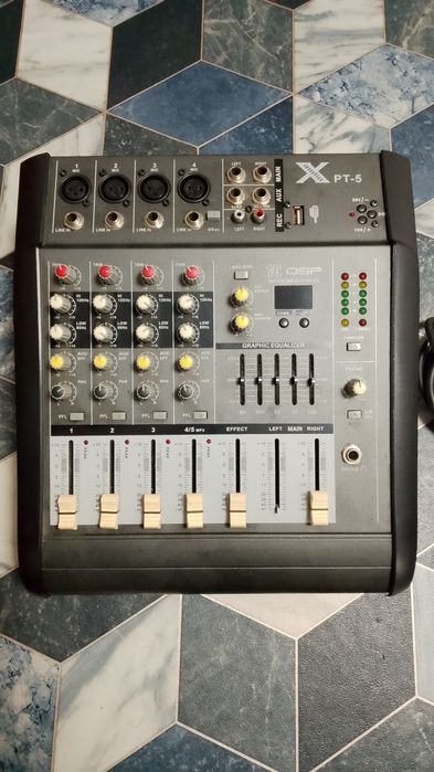 Продавам Миш Пулт Усилвател 2х250W