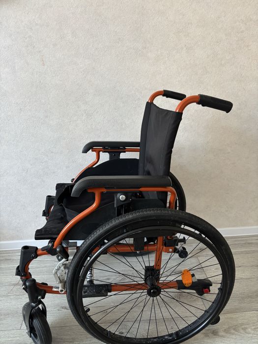 Продается инвалидная коляска