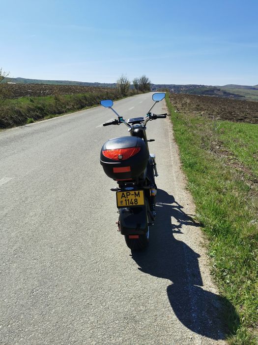 Vând scuter electric g7