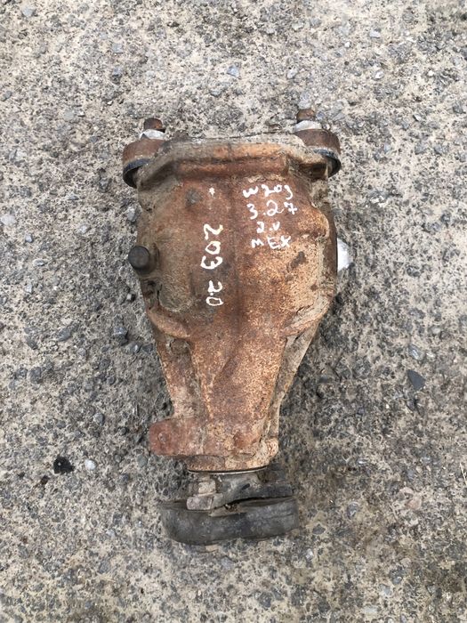 Редуктор 3.27 на w 203 мерседес