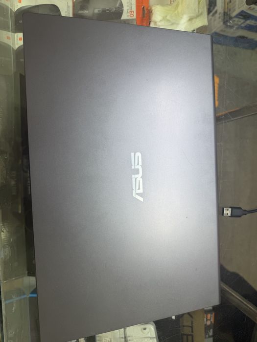 Продается ноутбук Asus