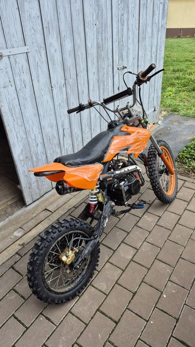 Vând cross KXD 125