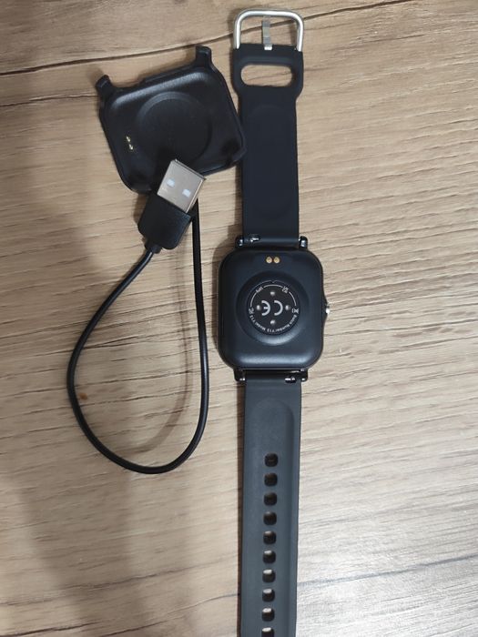 Продам часы смарт